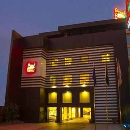 Broad Bean Cochin Hotel Kochi ภายนอก รูปภาพ
