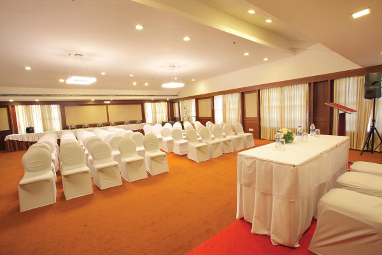 Broad Bean Cochin Hotel Kochi ภายนอก รูปภาพ