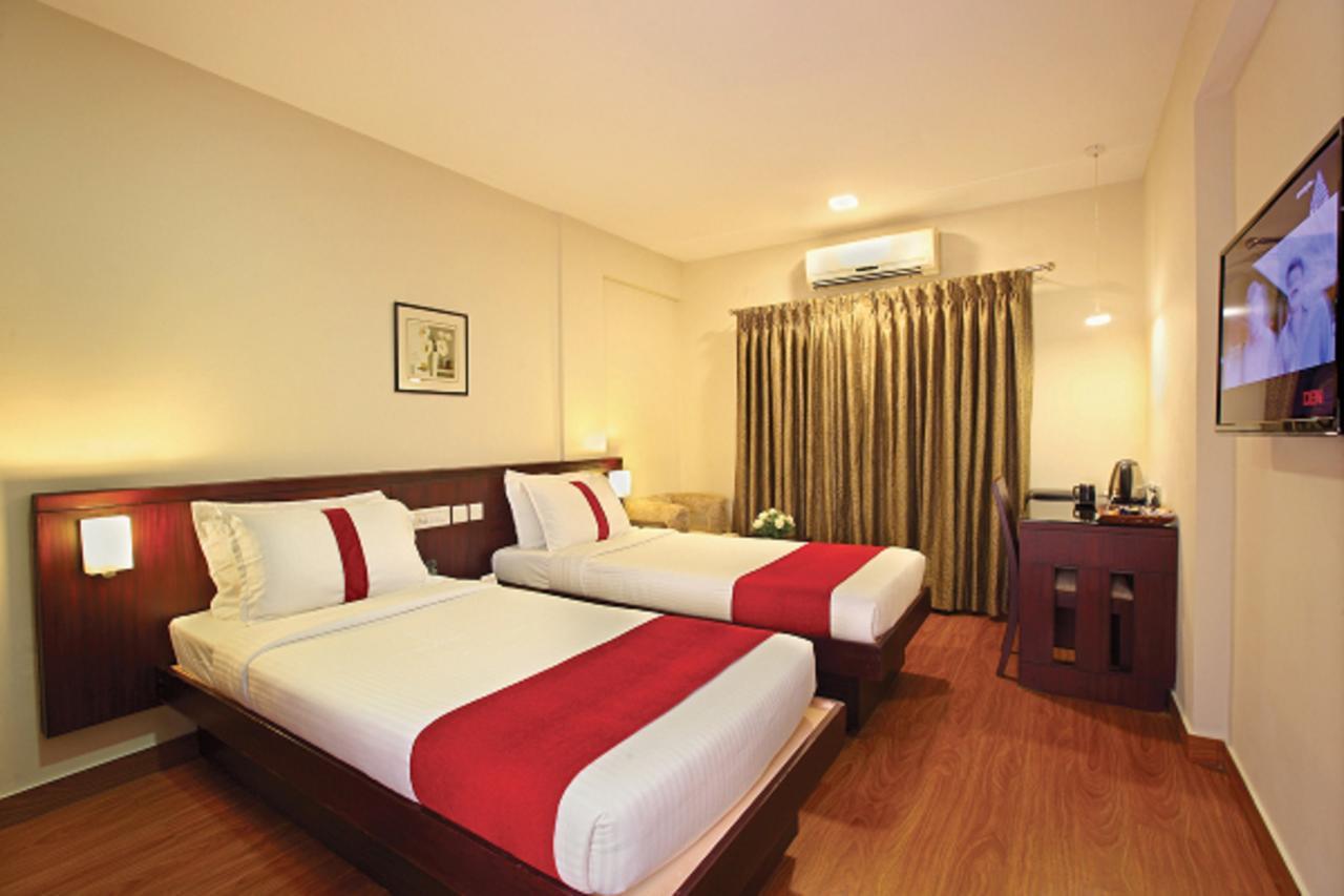 Broad Bean Cochin Hotel Kochi ภายนอก รูปภาพ