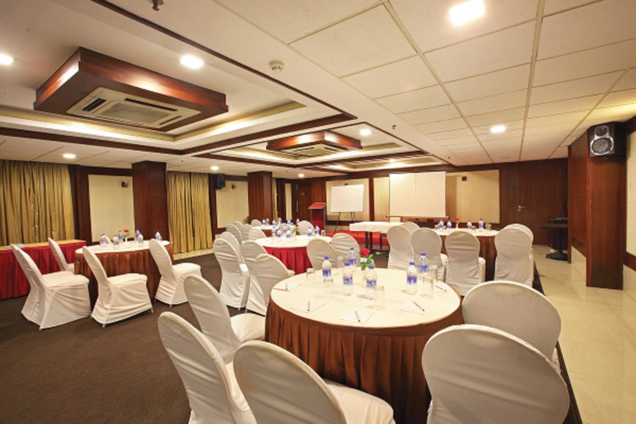 Broad Bean Cochin Hotel Kochi ภายนอก รูปภาพ