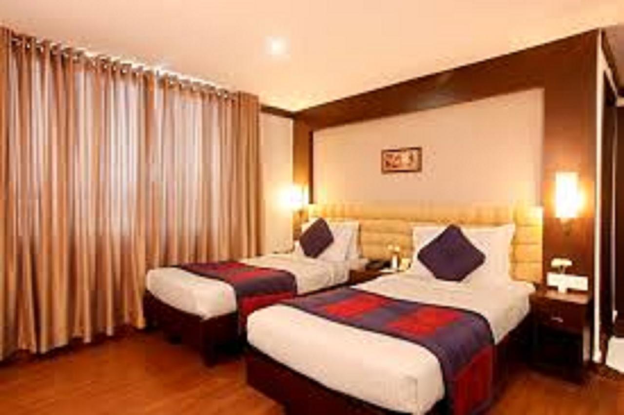 Broad Bean Cochin Hotel Kochi ภายนอก รูปภาพ
